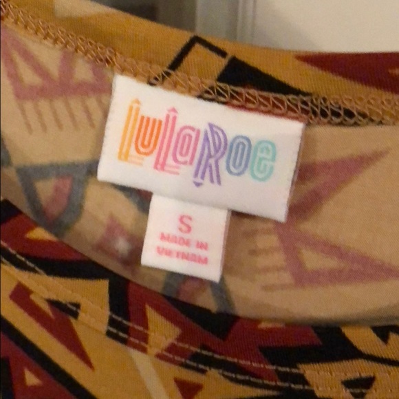 Lula Roe Carly - Picture 3 of 3